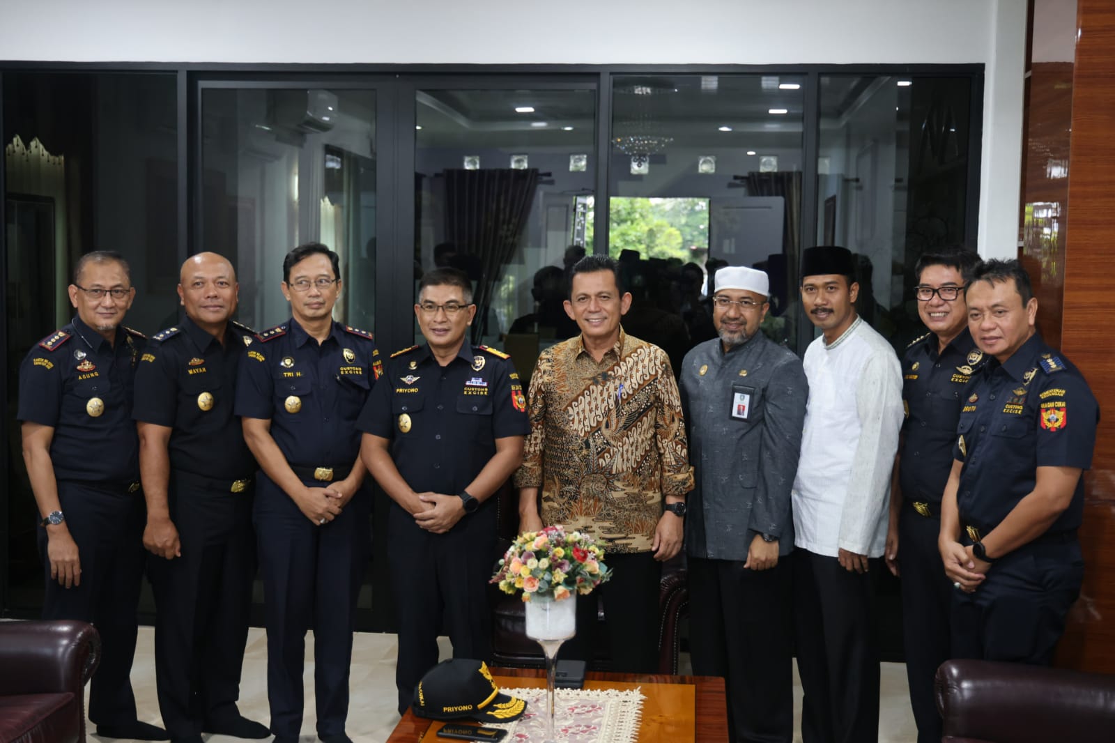 Kakanwil DJBC Khusus Kepri Mengunjungi Kediaman Gubernur Ansar Ahmad