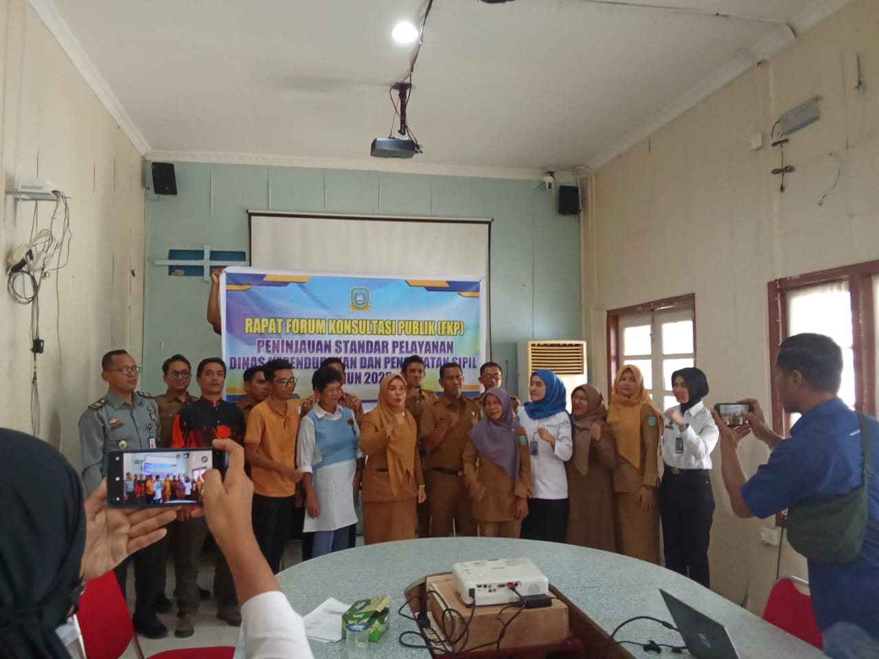 Disdukcapil Kepulauan Anambas Maksimalkan Pelayanan Publik dari 3 Hari Menjadi 2 Hari Rangkum