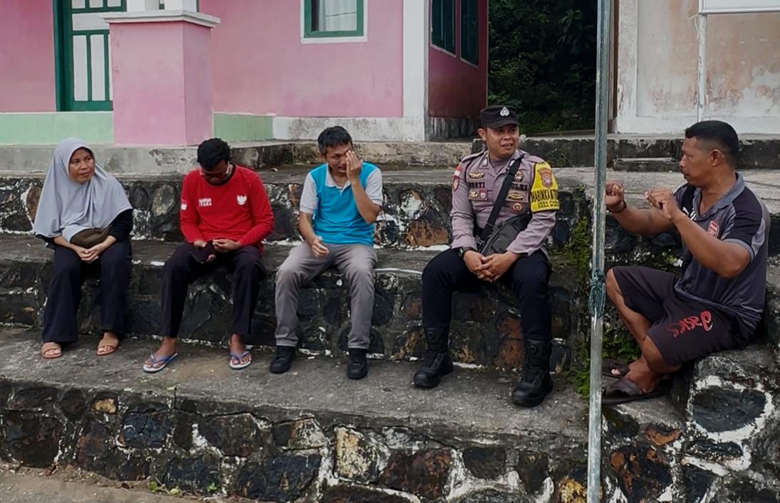 Di Tengah Warga, Polisi Jadi Mitra dan Sahabat di Palmatak Kepulauan Anambas
