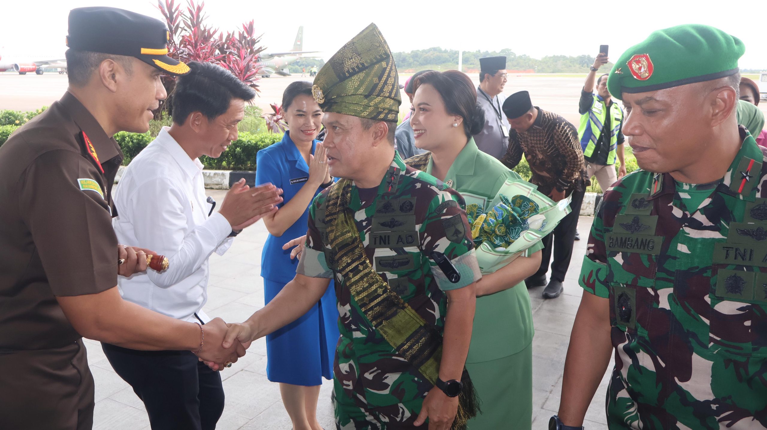 IMG-20251022-WA0194 Danrem 033/WP Sambut Kunker Perdana Pangdam XIX/TT di Wilayah Korem 033/WP