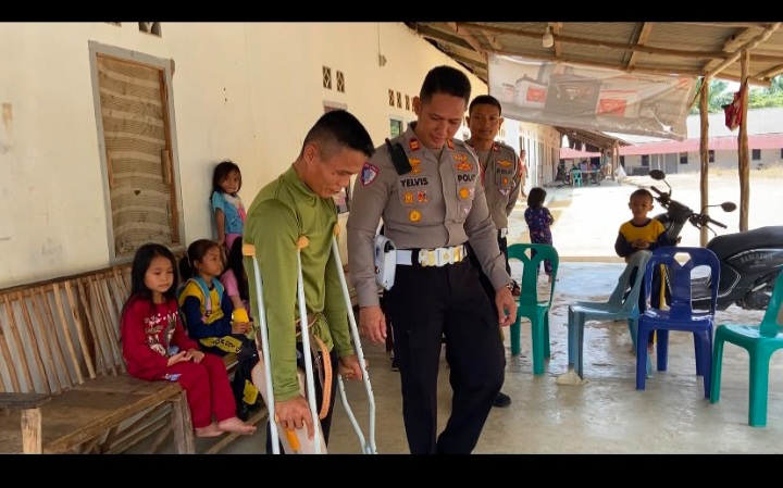 Satlantas Polres Bintan Salurkan Bantuan Sosial Kaki Palsu kepada Korban Laka Lantas